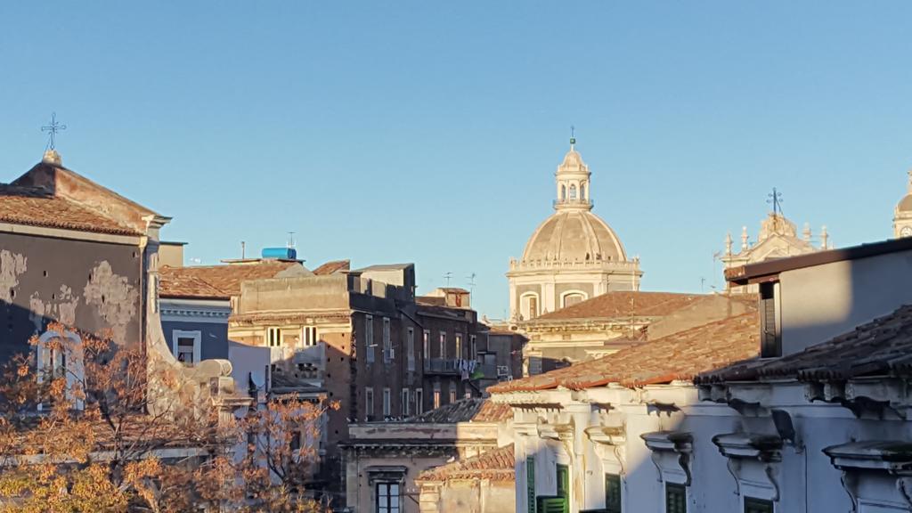 Otello Rooms Catania Ngoại thất bức ảnh